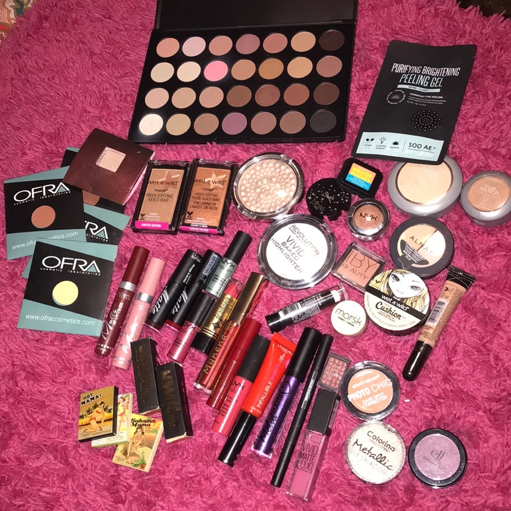 Huge makeup lot